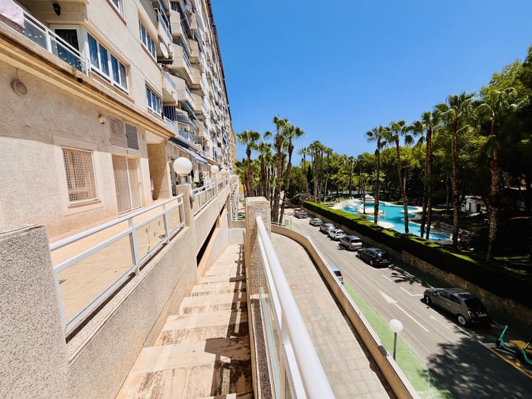 Apartment for Sale in Cabo Roig, Alicante 1