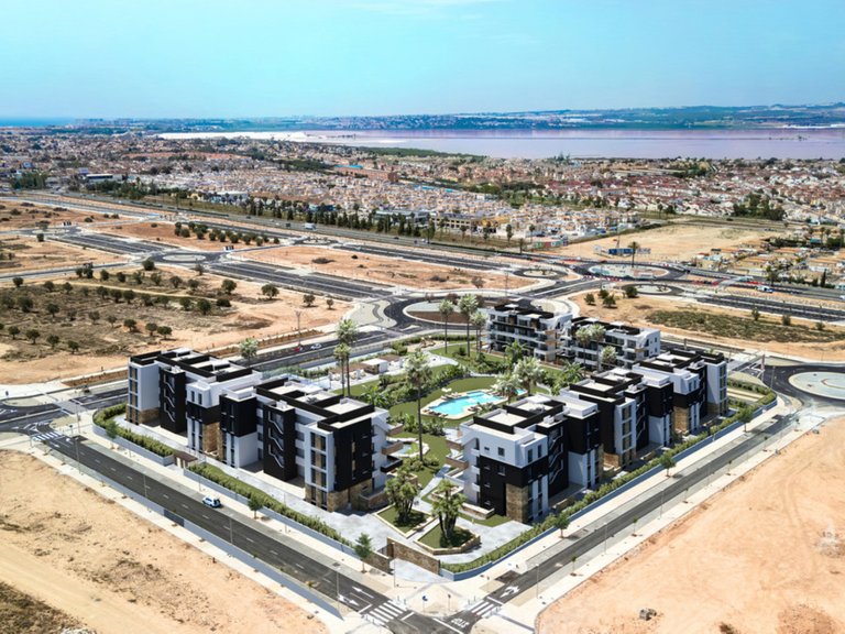 Apartment for Sale in Torrevieja, Alicante 11