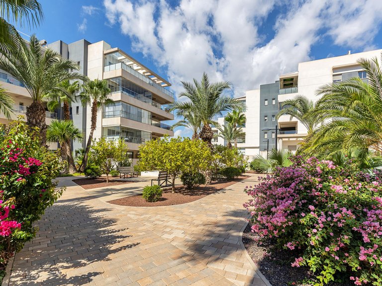 Apartment for Sale in Villamartin, Alicante 1
