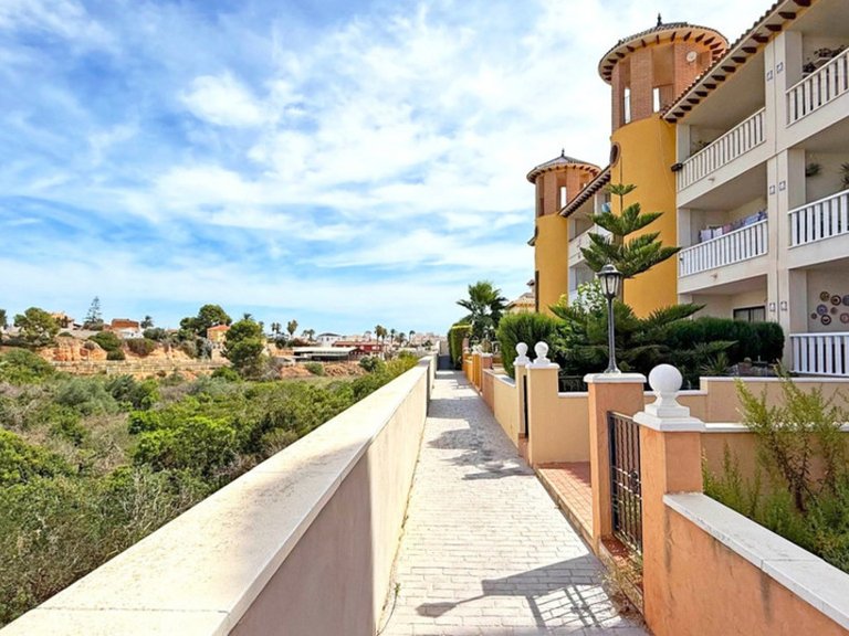Apartment for Sale in Cabo Roig, Alicante 1