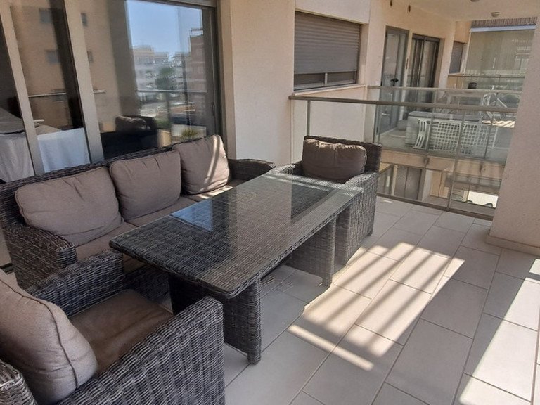 Apartment for Sale in Villamartin, Alicante 2