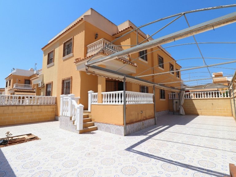 Villa for Sale in Ciudad Quesada, Alicante 1