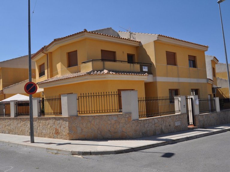 Villa for Sale in Pinoso, Alicante 1