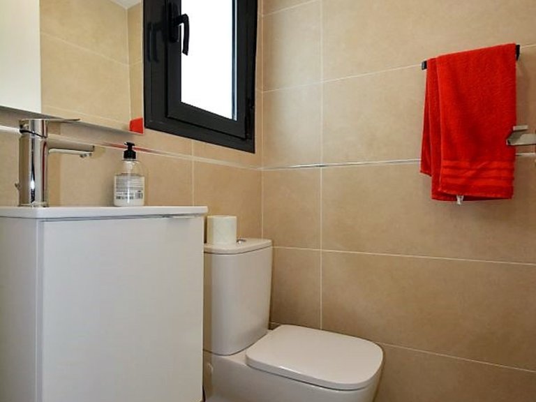 Villa for Sale in Guardamar Del Segura, Alicante 10