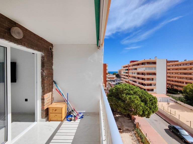 Apartment for Sale in Punta Prima, Alicante 14