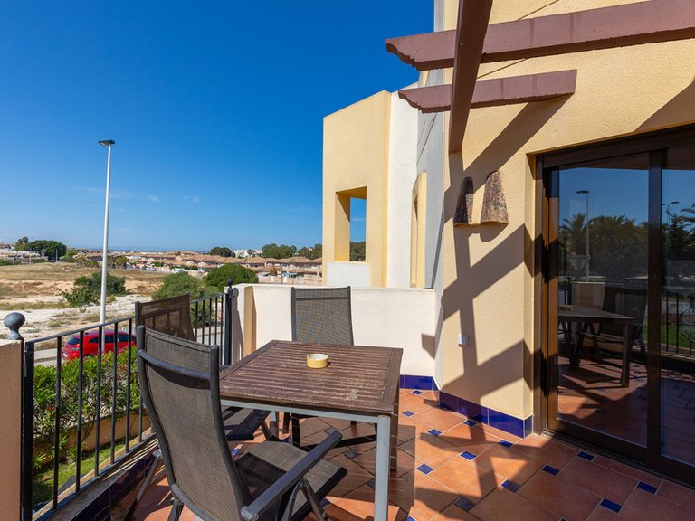 Apartment for Sale in Los Altos, Alicante 9