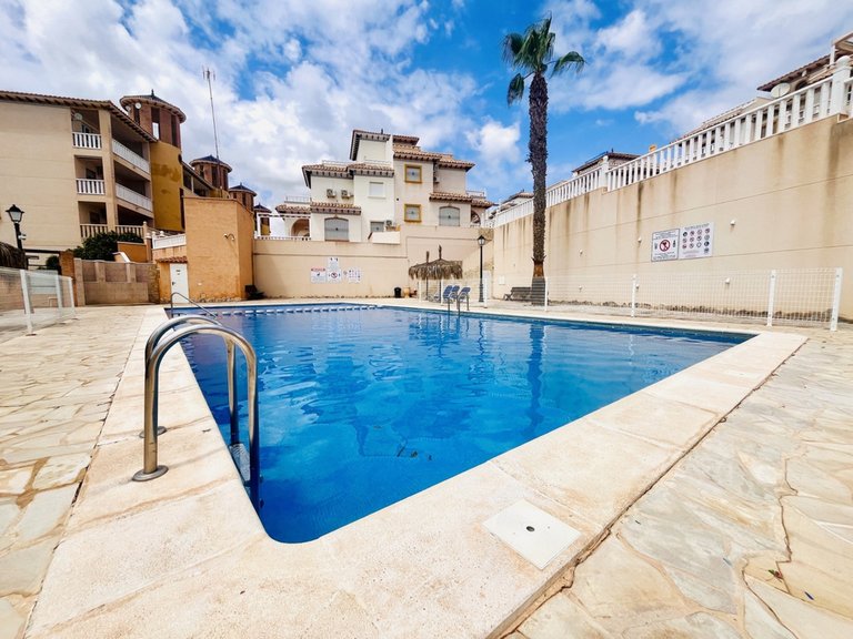 Apartment for Sale in Cabo Roig, Alicante 3