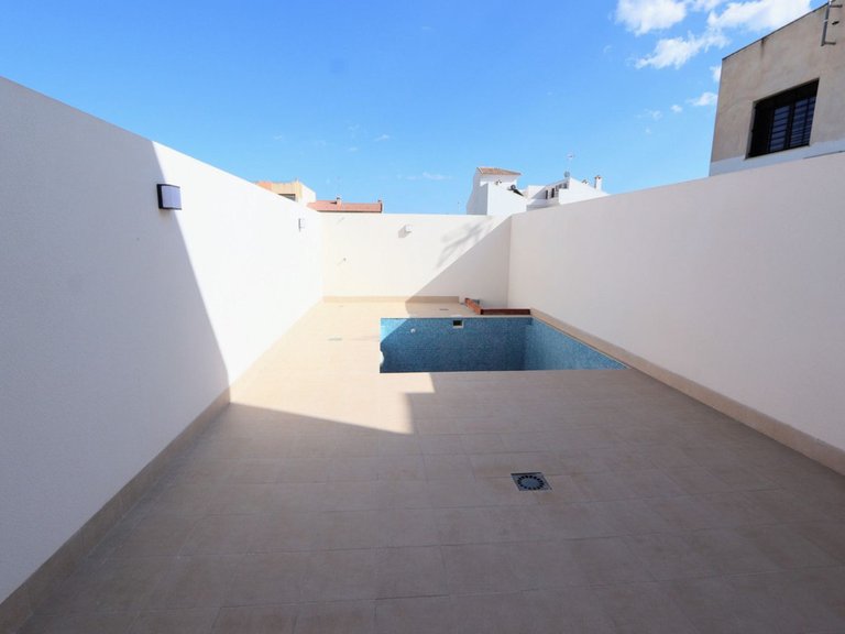 Villa for Sale in Pilar De La Horadada, Alicante 21