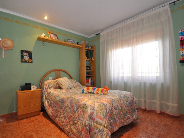 Villa for Sale in Pinoso, Alicante 11
