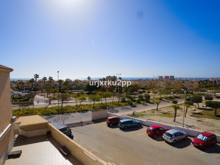 Villa for Sale in Torrevieja, Alicante 30