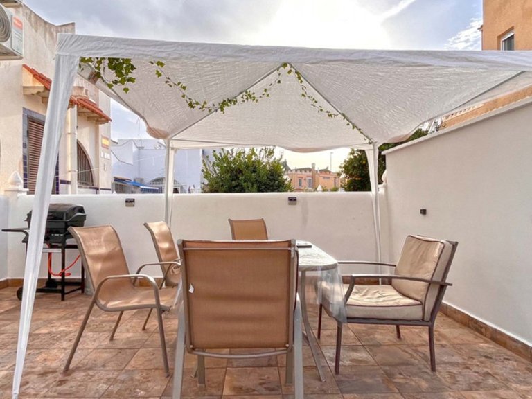 Villa for Sale in Playa Flamenca, Alicante 3