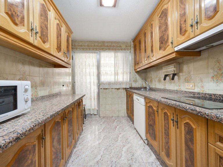 Apartment for Sale in Guardamar Del Segura, Alicante 5