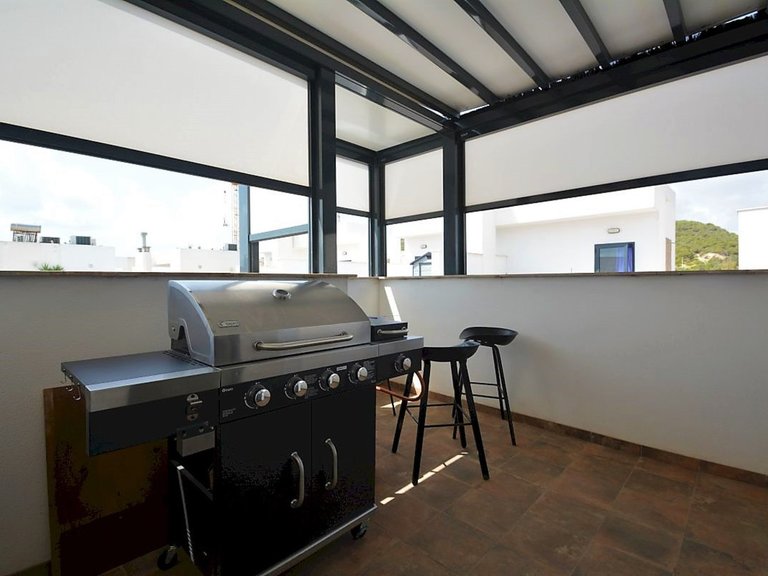 Villa for Sale in Guardamar Del Segura, Alicante 38