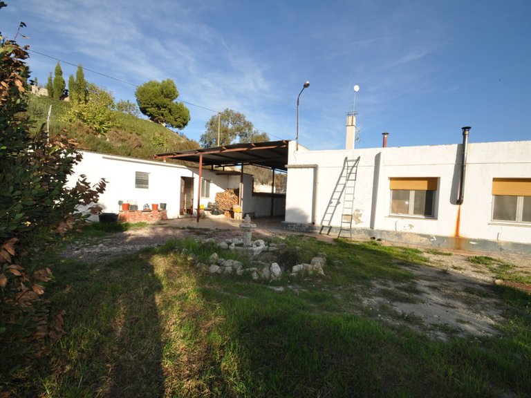 Villa for Sale in Aspe, Alicante 2