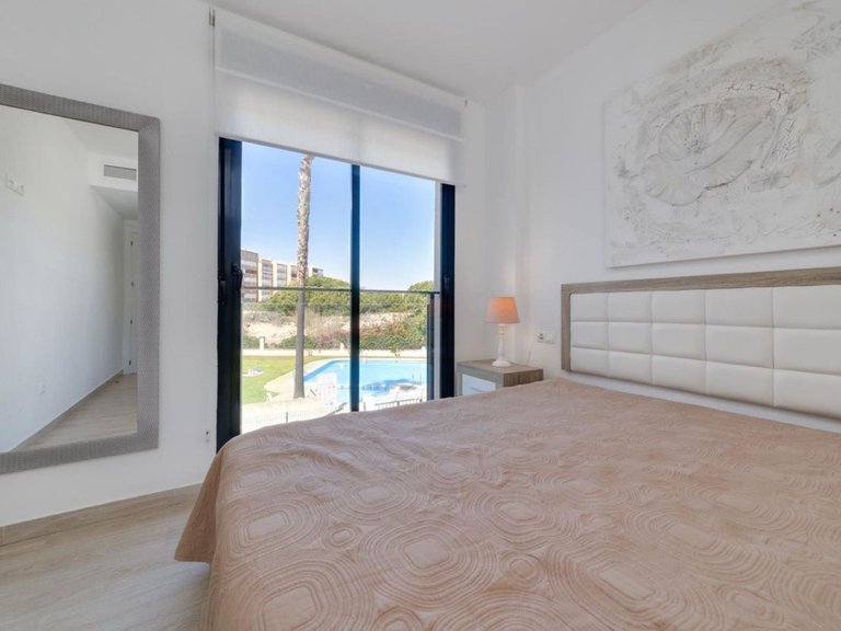 Apartment for Sale in Torrevieja, Alicante 1