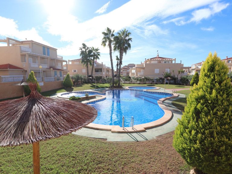 Apartment for Sale in Playa Flamenca, Alicante 1