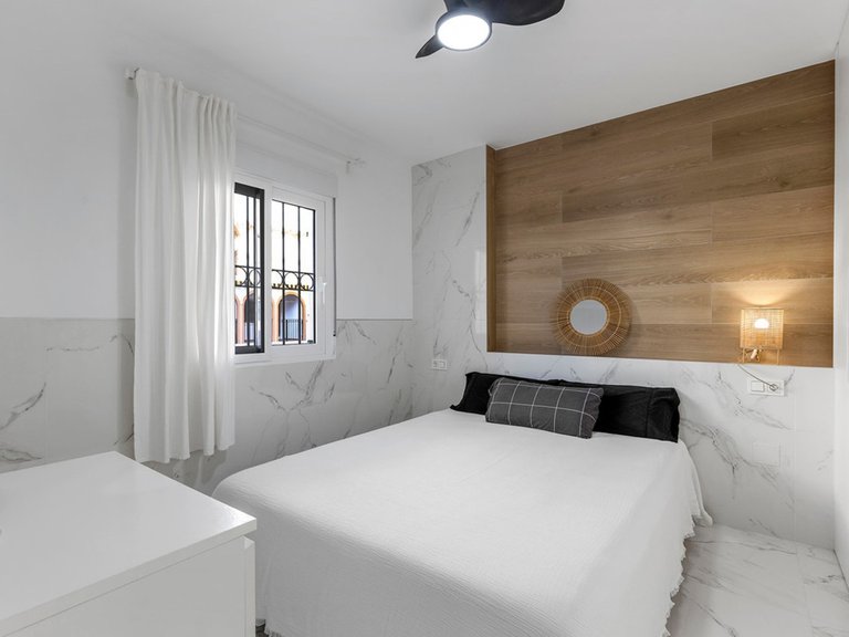 Apartment for Sale in Torrevieja, Alicante 10