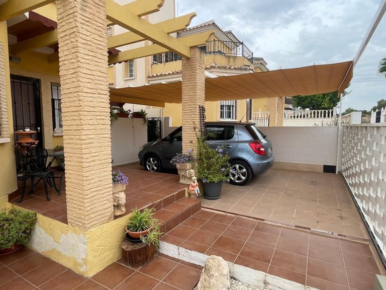 Villa for Sale in Algorfa, Alicante 3