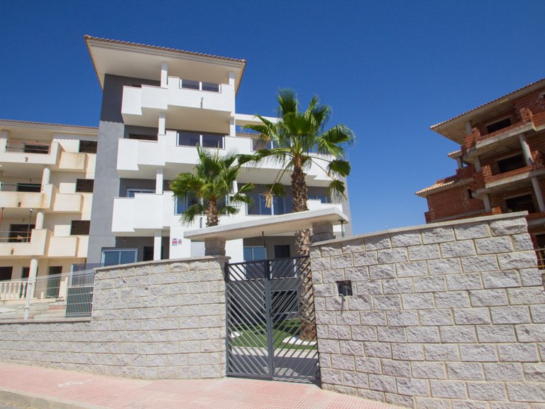 Apartment for Sale in Villamartin, Alicante 37