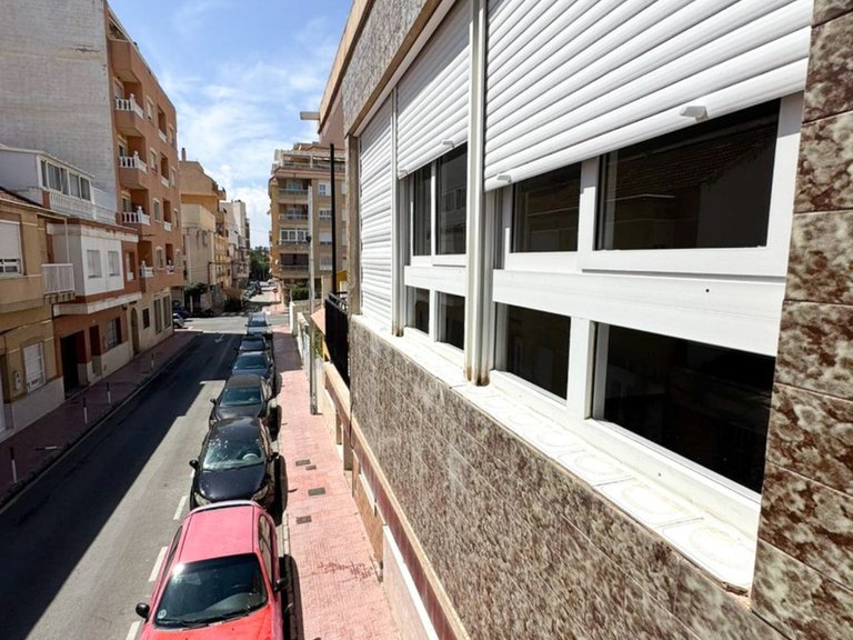 Apartment for Sale in Torrevieja, Alicante 24