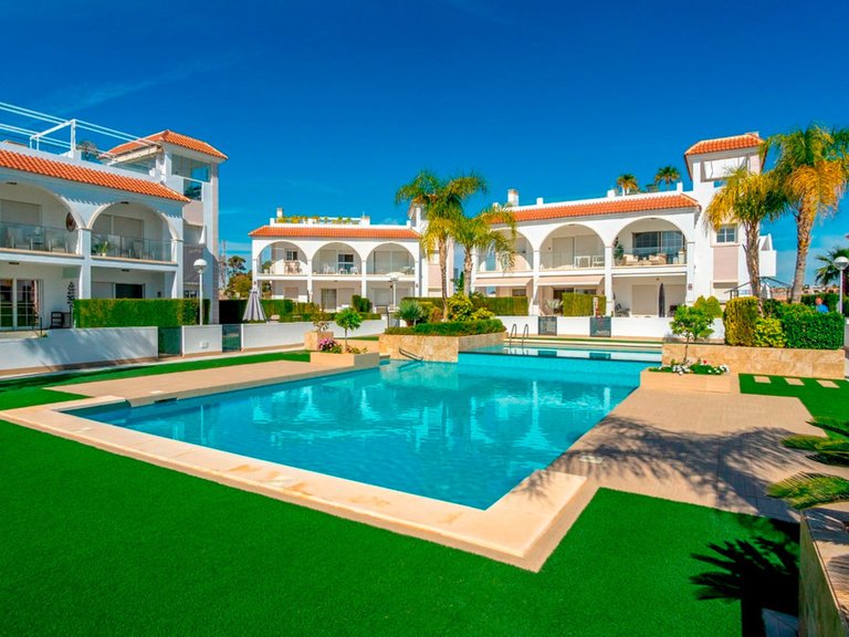 Apartment for Sale in Dona Pepa, Alicante 35