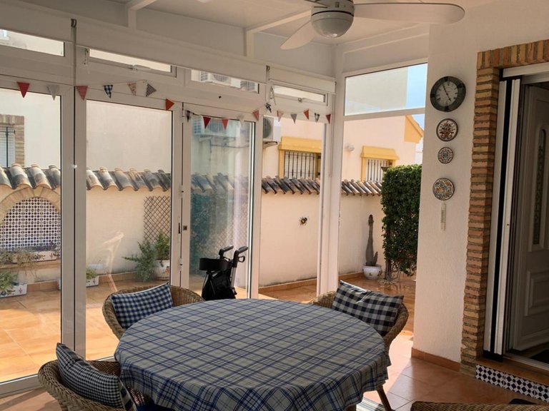 Villa for Sale in Guardamar Del Segura, Alicante 34