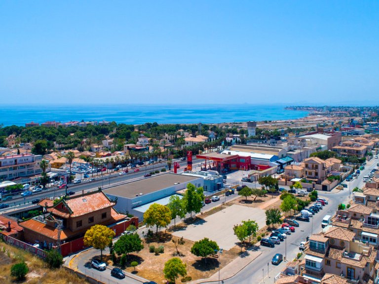 Villa for Sale in Orihuela Costa, Alicante 27