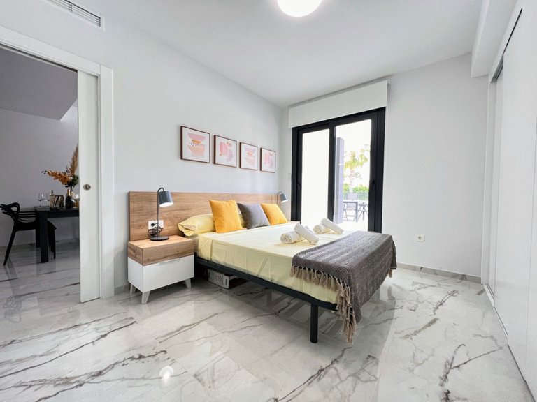 Apartment for Sale in Los Altos, Alicante 18