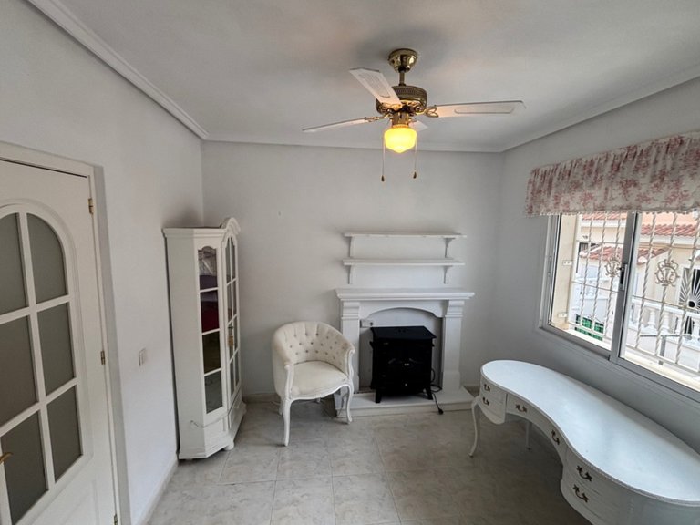 Villa for Sale in Benijofar, Alicante 11