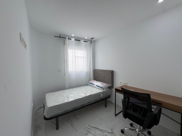 Apartment for Sale in Torrevieja, Alicante 26