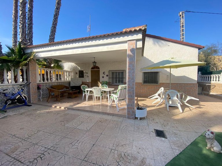 Villa for Sale in Algorfa, Alicante 2