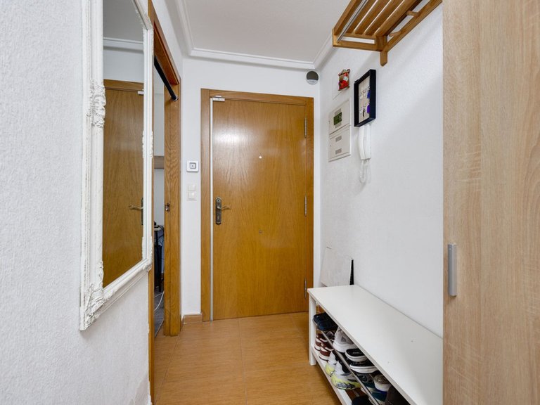 Apartment for Sale in Torrevieja, Alicante 28