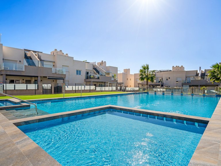 Villa for Sale in Torrevieja, Alicante 29