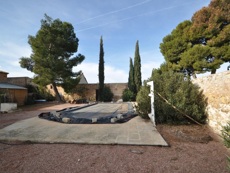 Villa for Sale in Pinoso, Alicante 11