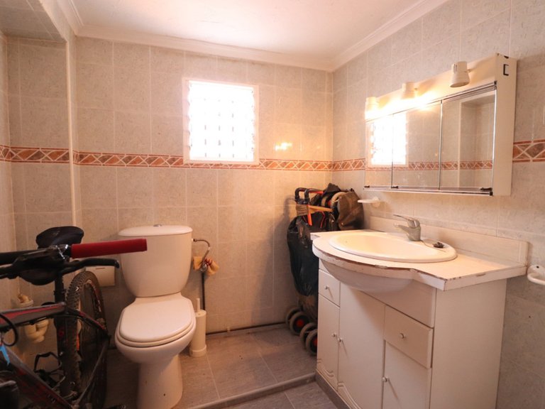 Villa for Sale in Benijofar, Alicante 14