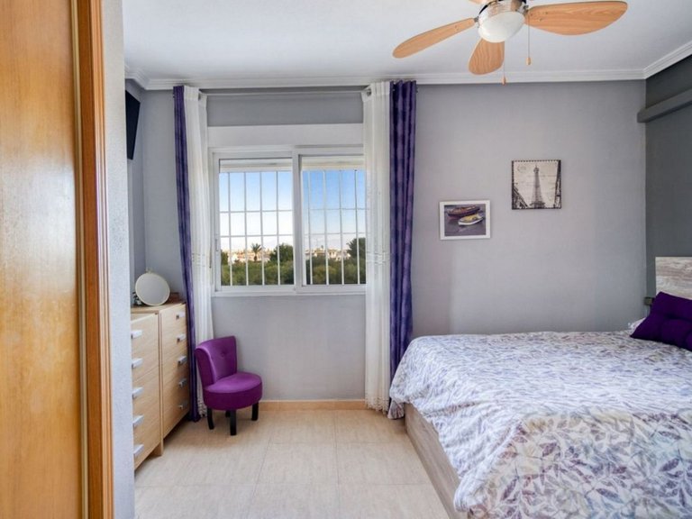 Villa for Sale in Torrevieja, Alicante 13