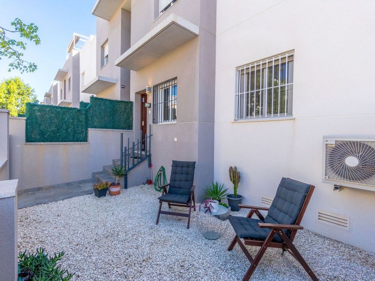 Apartment for Sale in Torrevieja, Alicante 25