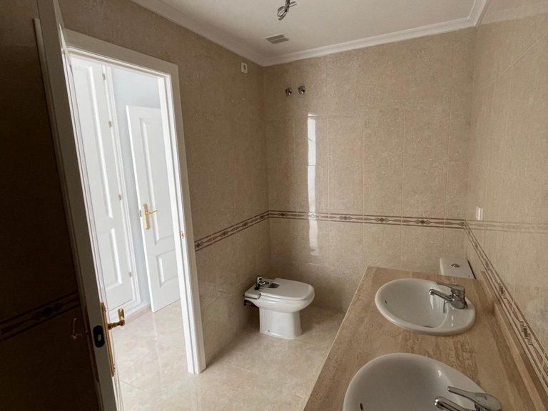 Villa for Sale in Orihuela Costa, Alicante 14