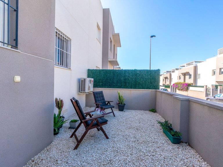 Apartment for Sale in Torrevieja, Alicante 24