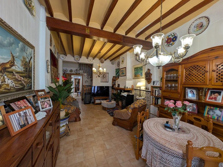 Villa for Sale in La Nucia, Alicante 2