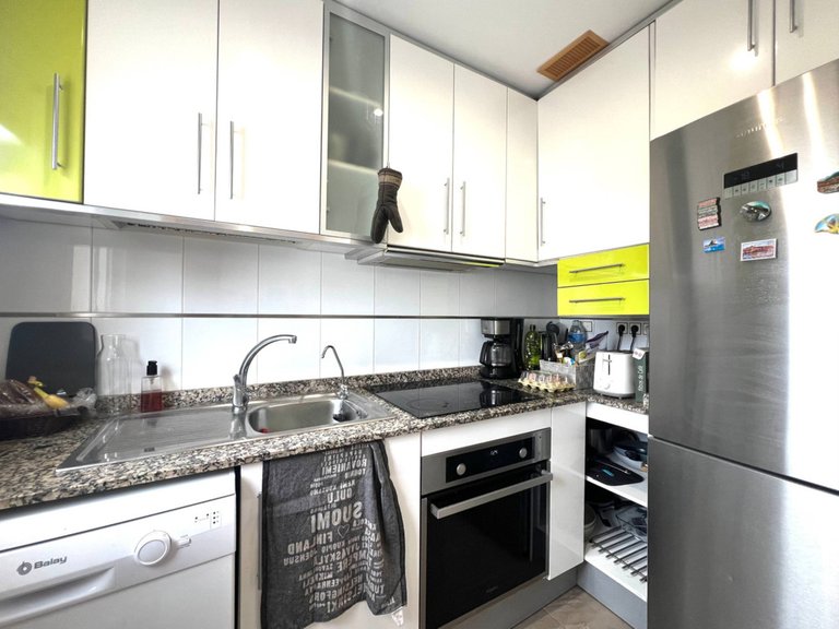 Apartment for Sale in Torrevieja, Alicante 16