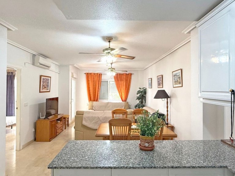 Apartment for Sale in Villamartin, Alicante 17