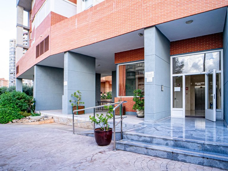 Apartment for Sale in Benidorm, Alicante 32