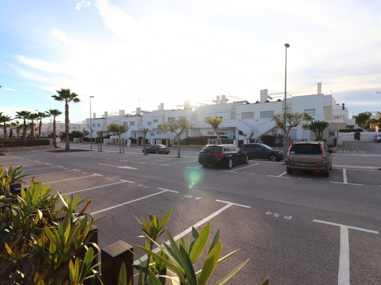 Apartment for Sale in Los Montesinos, Alicante 27