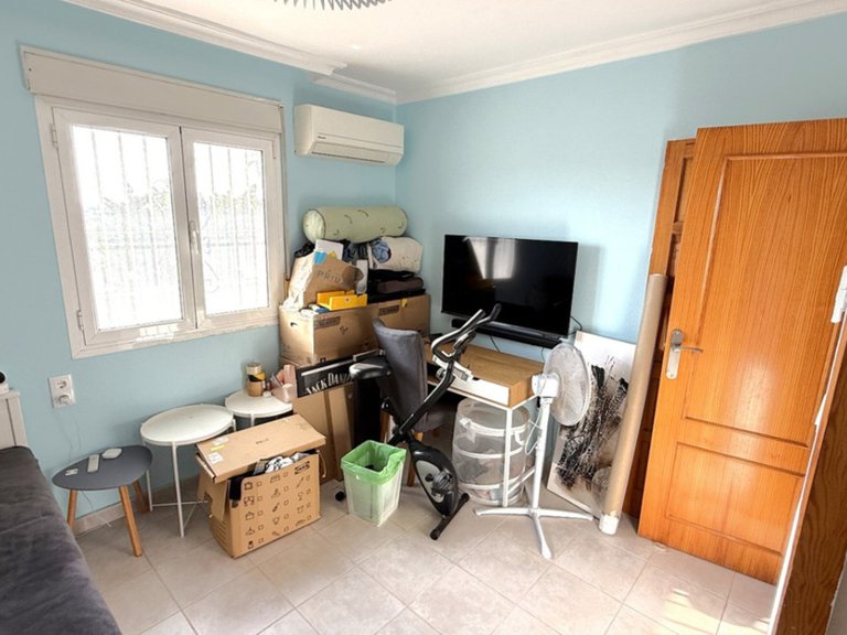 Villa for Sale in Torrevieja, Alicante 19