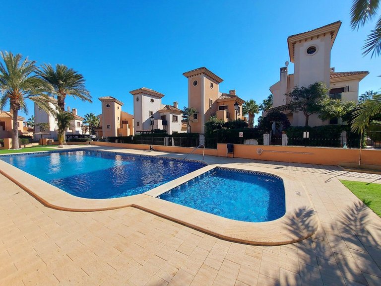 Villa for Sale in Algorfa, Alicante 1