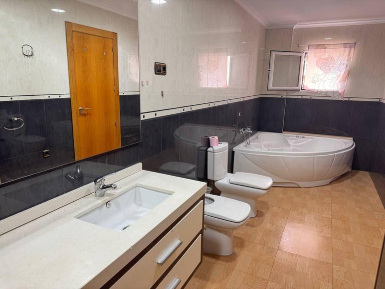 Apartment for Sale in Torrevieja, Alicante 12