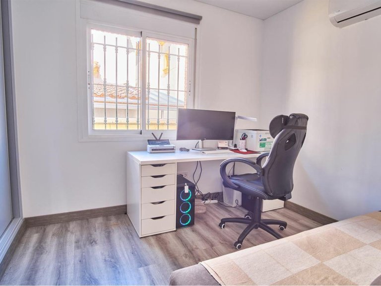 Villa for Sale in Los Montesinos, Alicante 10