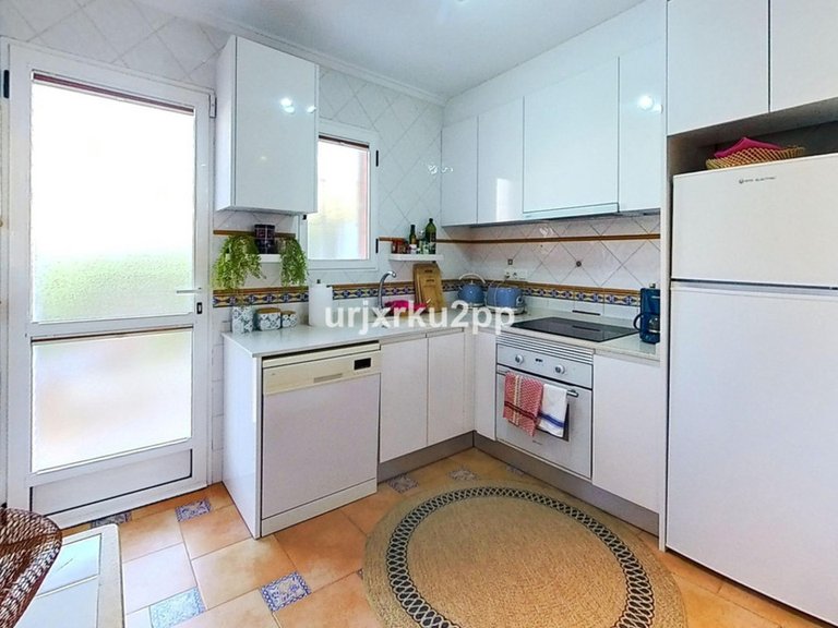Villa for Sale in Playa Flamenca, Alicante 8