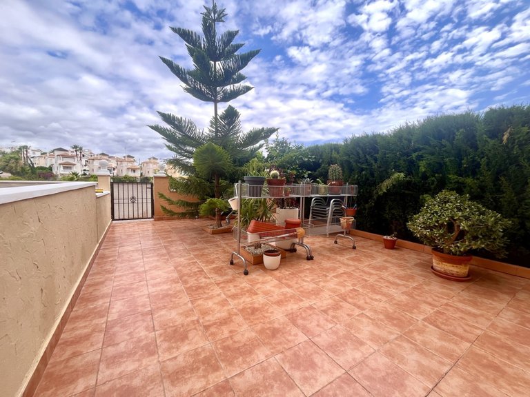 Apartment for Sale in Cabo Roig, Alicante 17